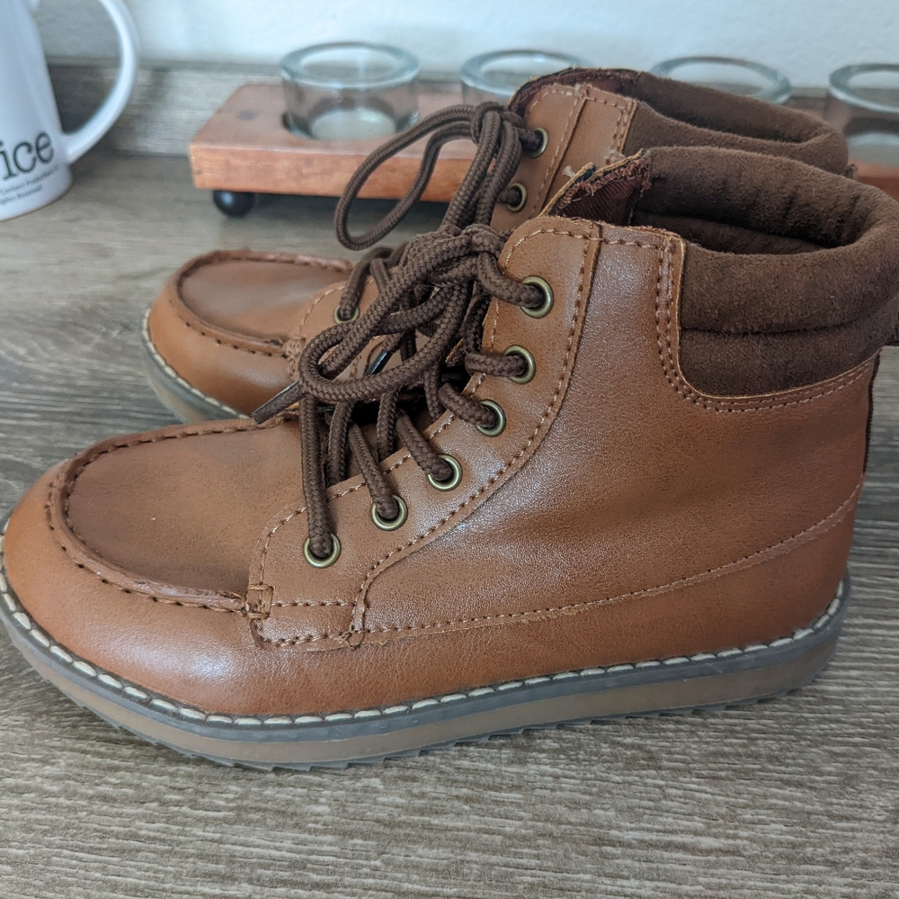 Boys Old Navy Boot